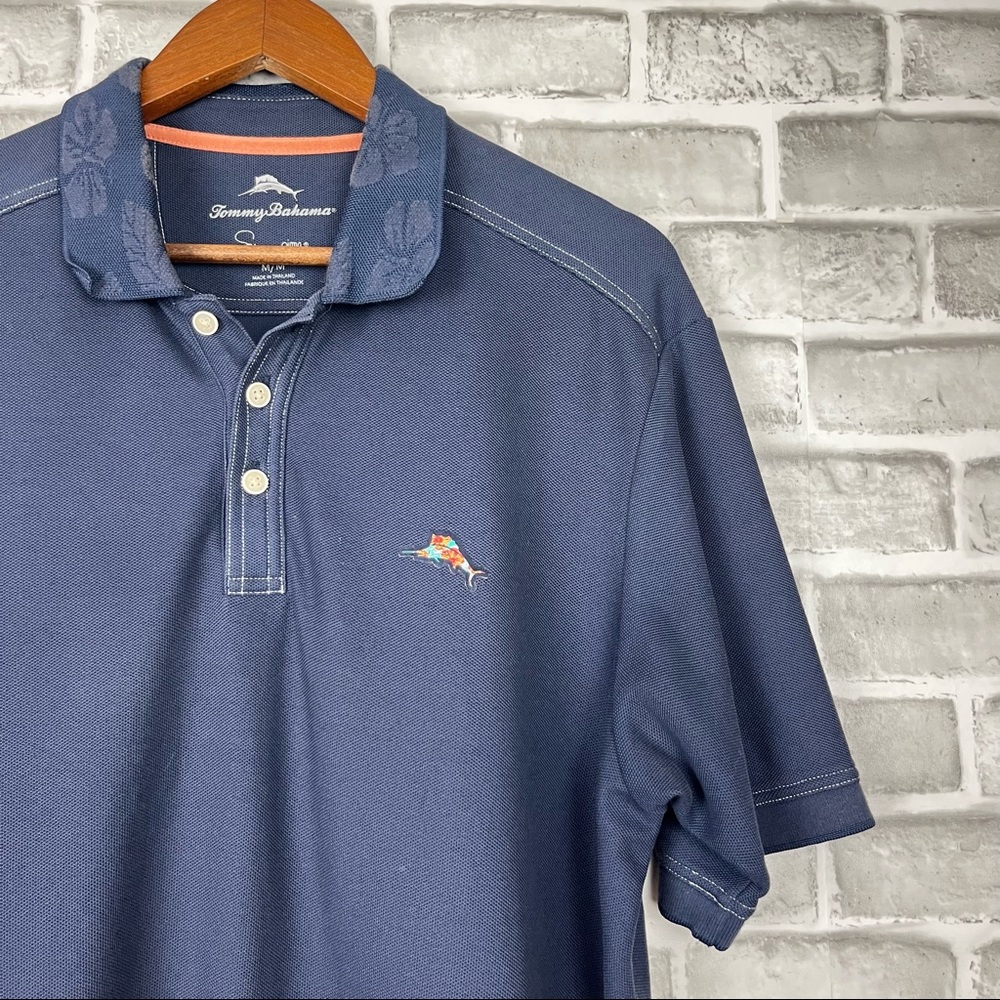 Tommy Bahama Navy Blue Hawaiian Print Collar Colorful Logo Supima Cotton Polo M